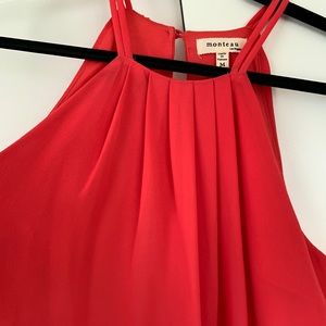 Sleeveless coral cami